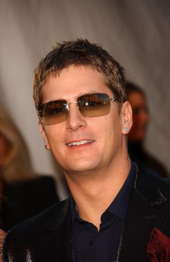 Rob Thomas