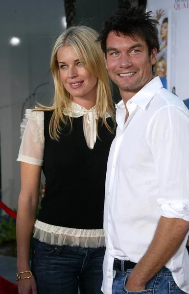 Rebecca Romijn-Stamos och Jerry O'Connell — Stockfoto