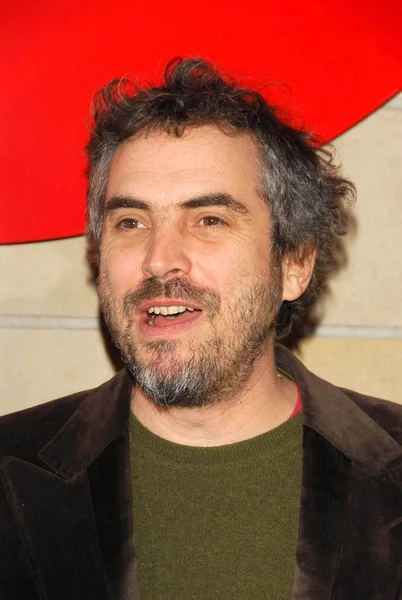 Alfonso Cuaron na estreia de Duck Season. CalArts REDCAT Theater, Los Angeles, CA. 02-25-06 — Fotografia de Stock