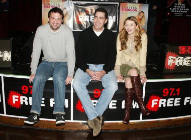 adam carolla gösteri denize indirmek eğlenti