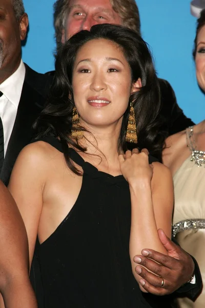 Sandra Oh