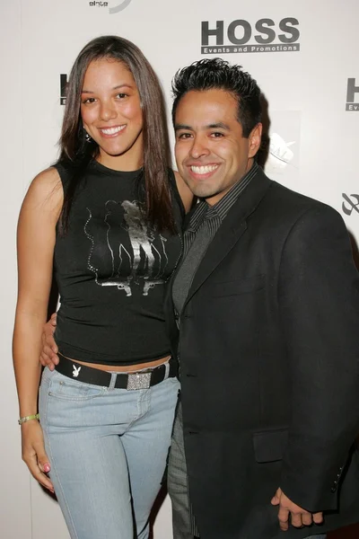 Stephanie johnson ve julian ramirez