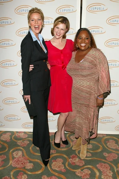 Andrea Parker, Sara Rue, Sherri Shepherd
