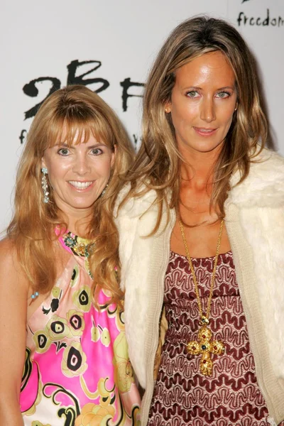 Julia Verdin et Lady Victoria Hervey — Photo