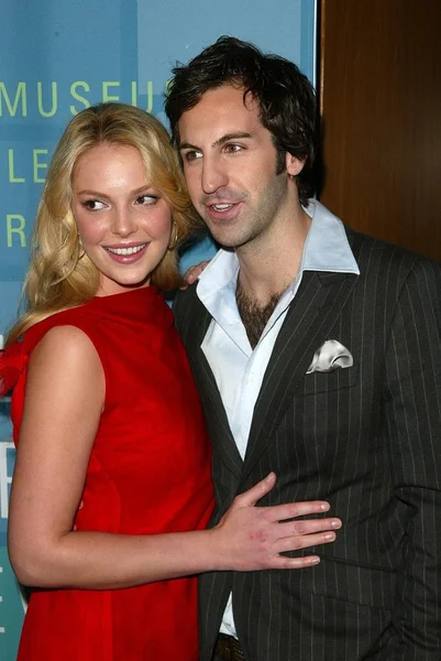 Katherine Heigl e Josh Kelley no vigésimo terceiro anual William S. Paley Television Festivals Presentation of Greys Anatomy. Directors Guild of America, Los Angeles, CA. 02-28-06 — Fotografia de Stock