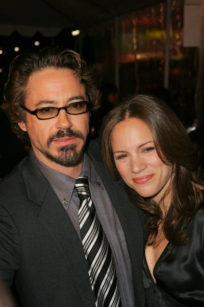 Robert downey jr. och susan levin — Stockfoto