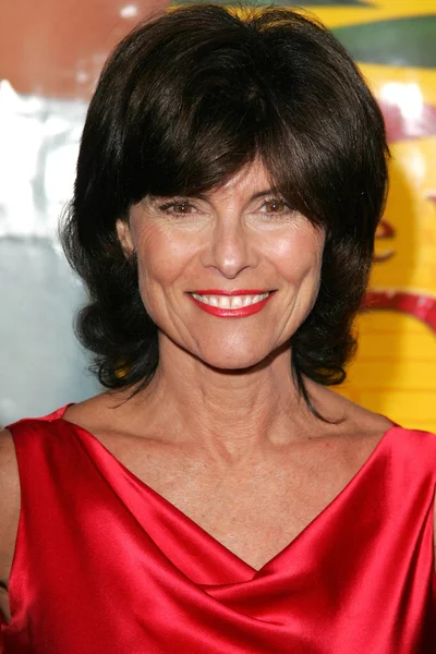 Adrienne barbeau, sihirbaz oz, kırmızı yakut terlik dvd gala gösterimi, samuel goldwyn tiyatro, beverly hills, ca 10-19-05