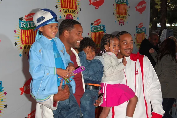 Wird Schmied und seine Söhne mit Ludacris und seiner Tochter — Stockfoto