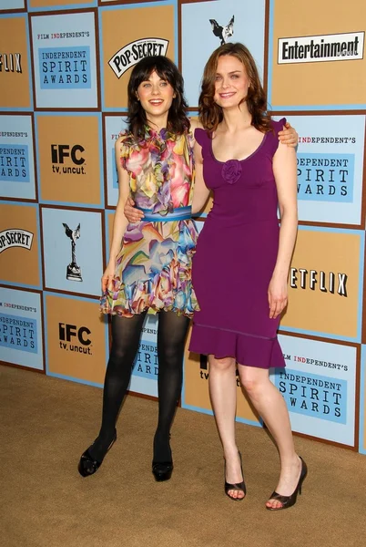 Zooey deschanel ve emily deschanel — Stok fotoğraf