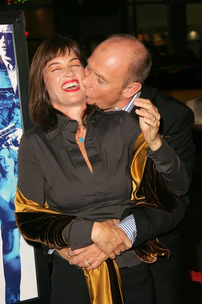 Amanda öder, corbin bernsen