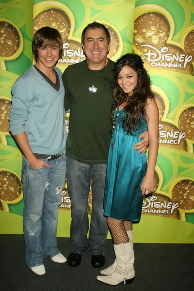 Zac Efron with Kenny Ortega and Vanessa Anne Hudgens — Stock Photo, Image