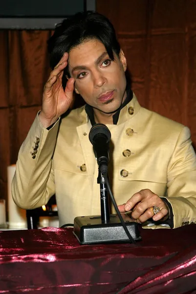 Conférence de presse Prince — Photo