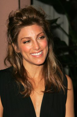Jennifer Esposito