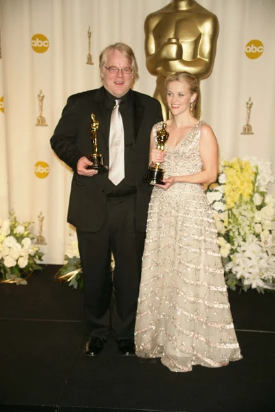 Phillip Seymour Hoffman e Reese Witherspoon — Fotografia de Stock