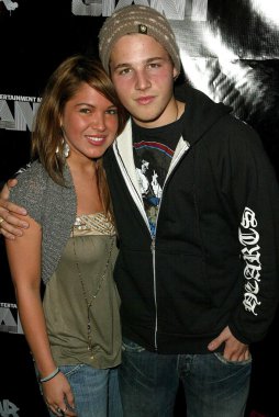 Dev dergisinin ilk yıldönümü partisi