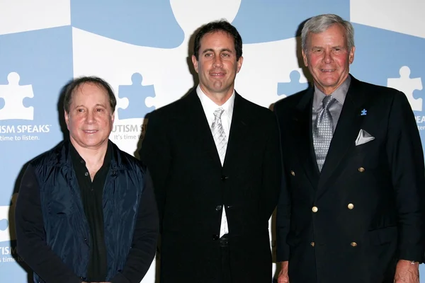 Jerry Seinfeld e Paul Simon se apresentam para beneficiar o autismo fala — Fotografia de Stock