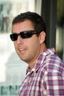 adam sandler ölümünden sonra chris onurlandıran törende farley hollywood'nda bir yıldız ile ünü yürümek. Hollywood Bulvarı, hollywood, ca. 08-26-05