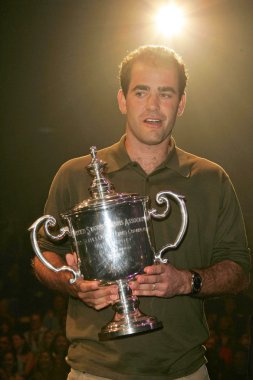 Macy's pasaport gala 2005