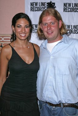 CD release parti düğün crashers