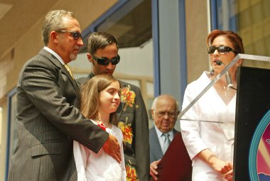 emilio estefan hollywood Şöhret Kaldırımı'nda bir yıldız ile onur