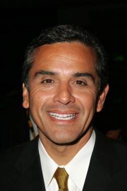 Antonio Villaraigosa