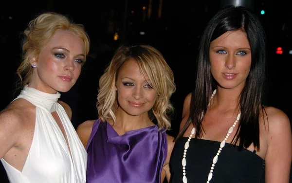 Lindsay Lohan, Nicole Richie e Nicky Hilton — Fotografia de Stock
