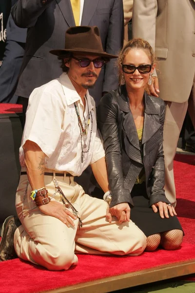 Vanessa Paradis con Johnny Depp —  Fotos de Stock