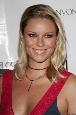 Kiera chaplin la gizli dergisi pre-emmy partisi, anahtar club, west hollywood, ca 09-17-05