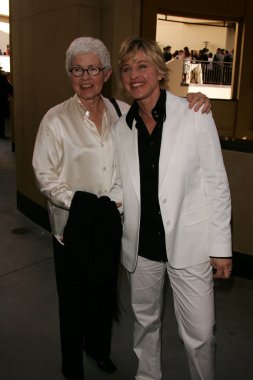 32 yıllık gündüz emmy yaratıcı sanat Ödülleri