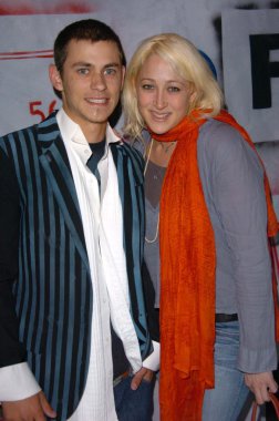 Dünya vs Elmer ave.