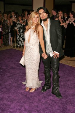 12 yıllık yarış MS silmek için