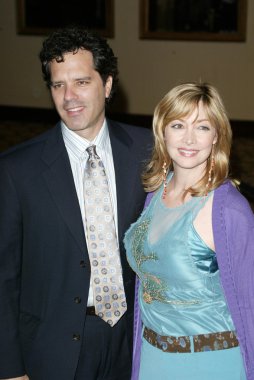 Sharon lawrence ve kocası tom