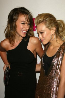 Haylie duff ve hilary duff