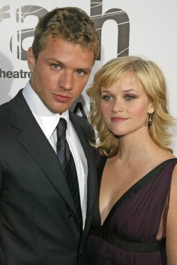 Ryan phillippe ve reese witherspoon