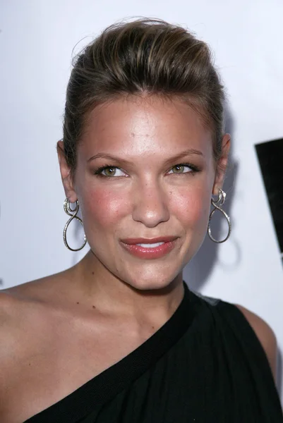 Tüm star kutlama, buraya cabana kulübü, hollywood, ca, 07-22-05 Kiele sanchez, 2005 Dünya Bankası iletişim — Stok fotoğraf