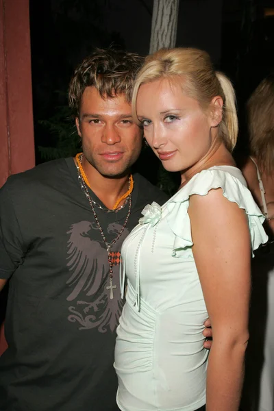 Kostas sommer ve arkadaş