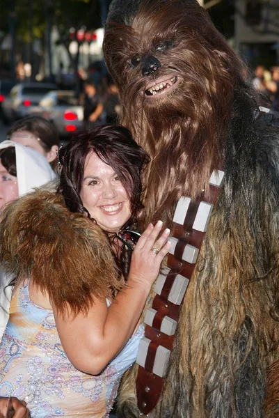 Fileena Bahris y Chewbacca — Foto de Stock