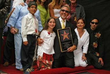 emilio estefan hollywood Şöhret Kaldırımı'nda bir yıldız ile onur