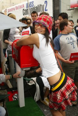 Bai ling ve eetflix star wars hayranları için dvd Rölyef teslim