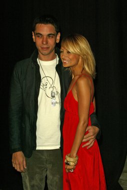 Maxim Dergisi sıcak 100 parti