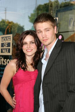 Sophia bush ve chad michael murray