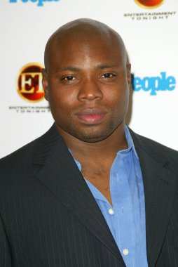 eğlence bu gece Emmy parti dergisi tarafından sponsor oldu.