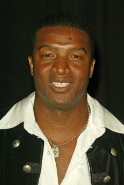 Roger cross r.
