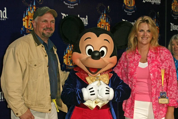 Disneyland's 50e verjaardag "happiest homecoming on earth" — Stockfoto
