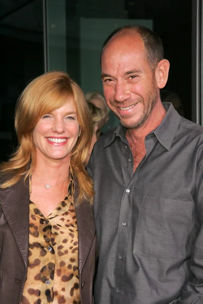 Miguel Ferrer and friend — Stock Photo, Image