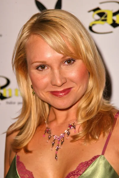 alana köri playboy Temmuz 2005 Sayı: Yayın Parti kapak için model joanna krupa, montmartre lounge, hollywood, ca 06-15-05