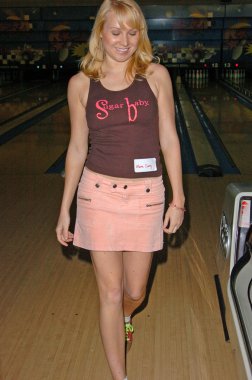 alana köri, bowling için soyulmuş kabuk, pickwick bowling merkezi, burbank, ca 06-05-05