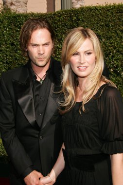 Barry Watson, Tracy Hutson