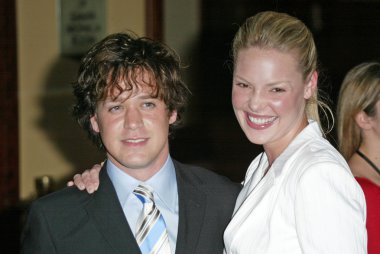 t.c. knight ve katherine heigl