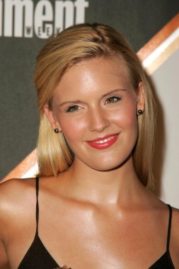 Maggie Grace